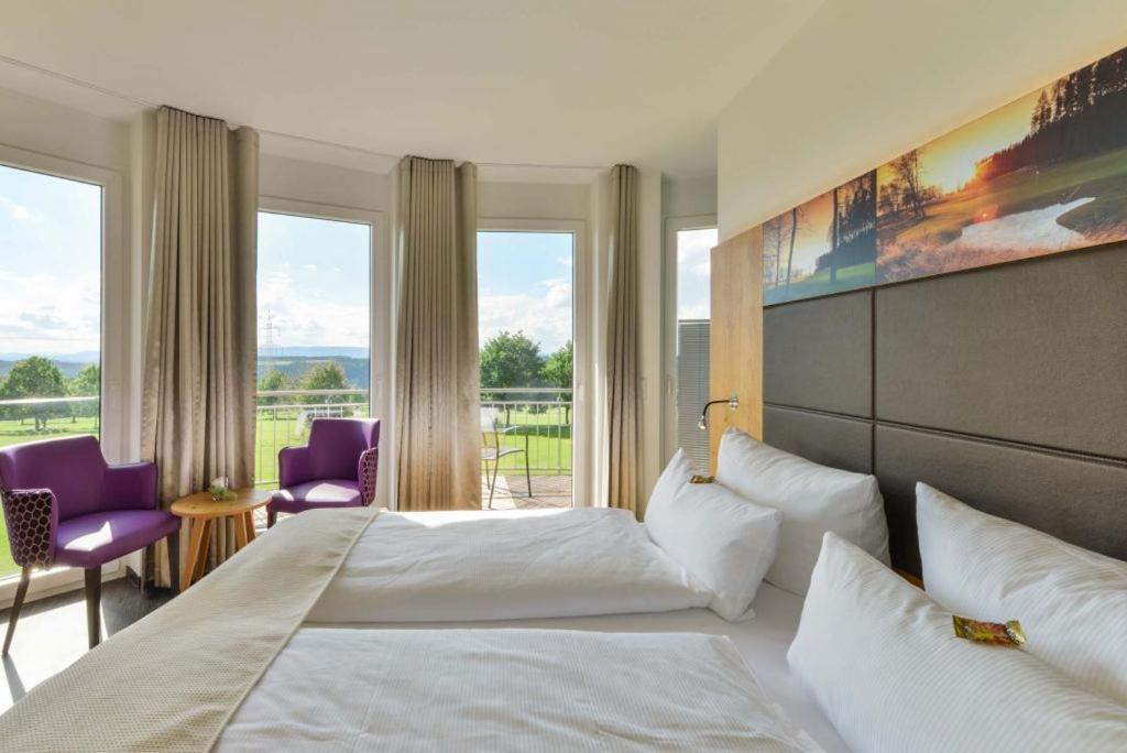 Hotel & Golfrestaurant Gut Wissmannshof Staufenberg  Екстериор снимка