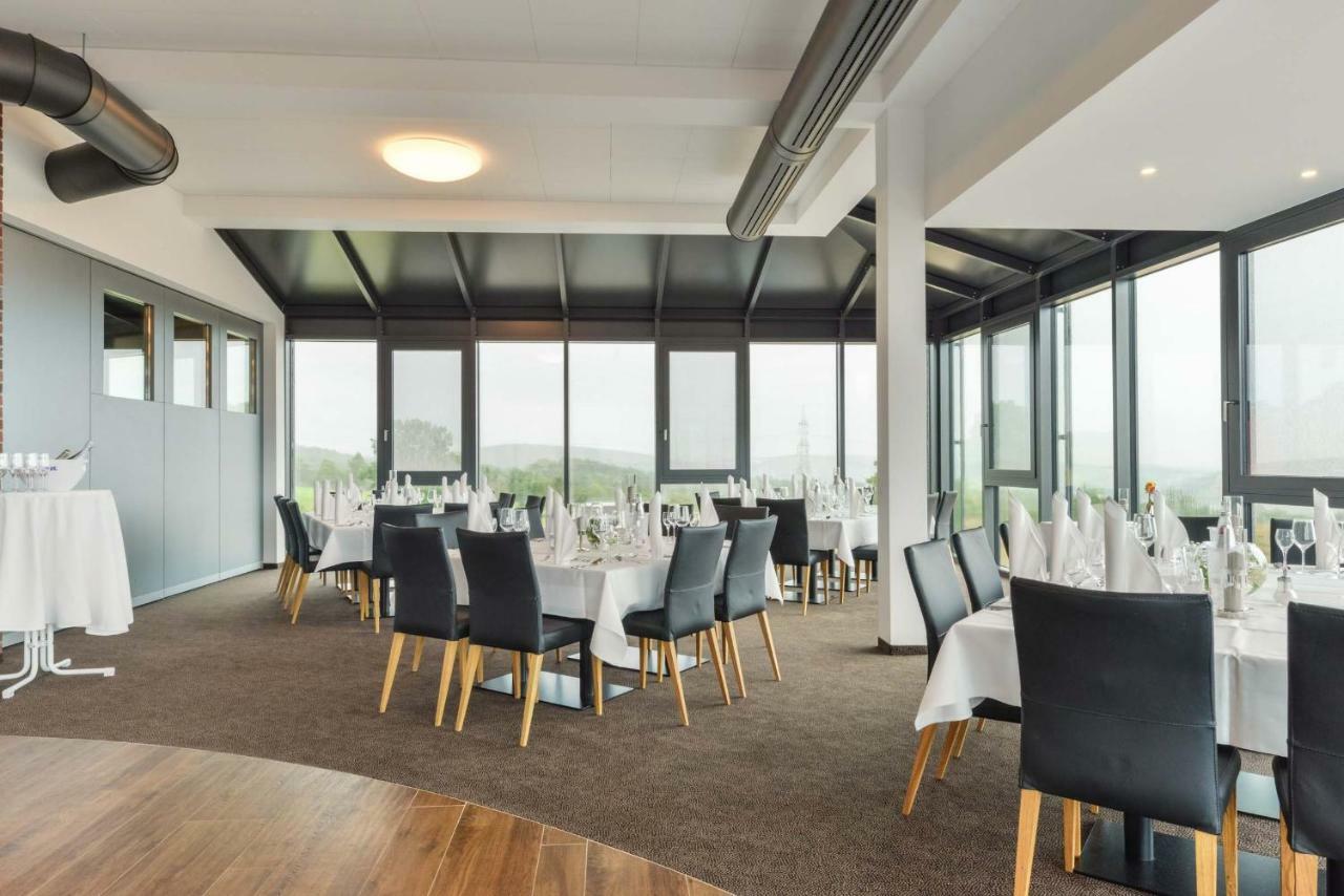 Hotel & Golfrestaurant Gut Wissmannshof Staufenberg  Екстериор снимка
