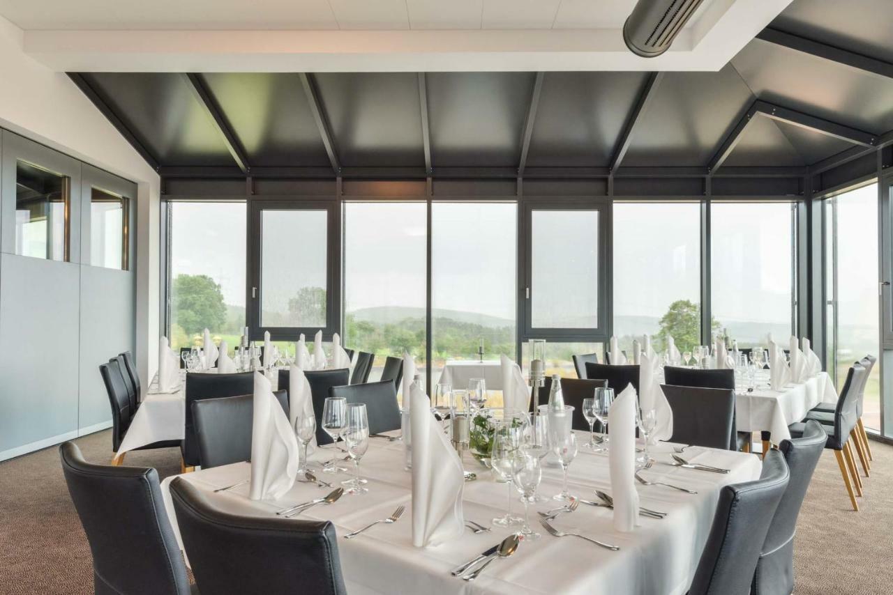 Hotel & Golfrestaurant Gut Wissmannshof Staufenberg  Екстериор снимка