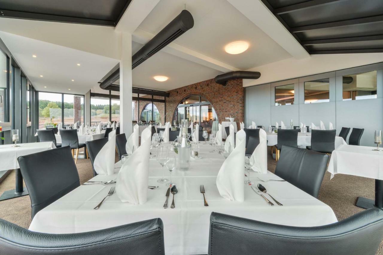 Hotel & Golfrestaurant Gut Wissmannshof Staufenberg  Екстериор снимка