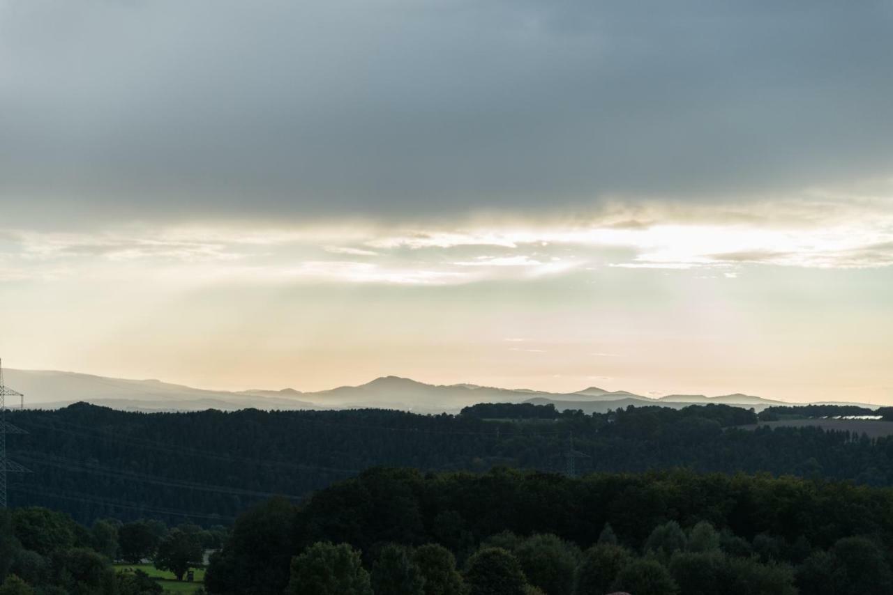 Hotel & Golfrestaurant Gut Wissmannshof Staufenberg  Екстериор снимка