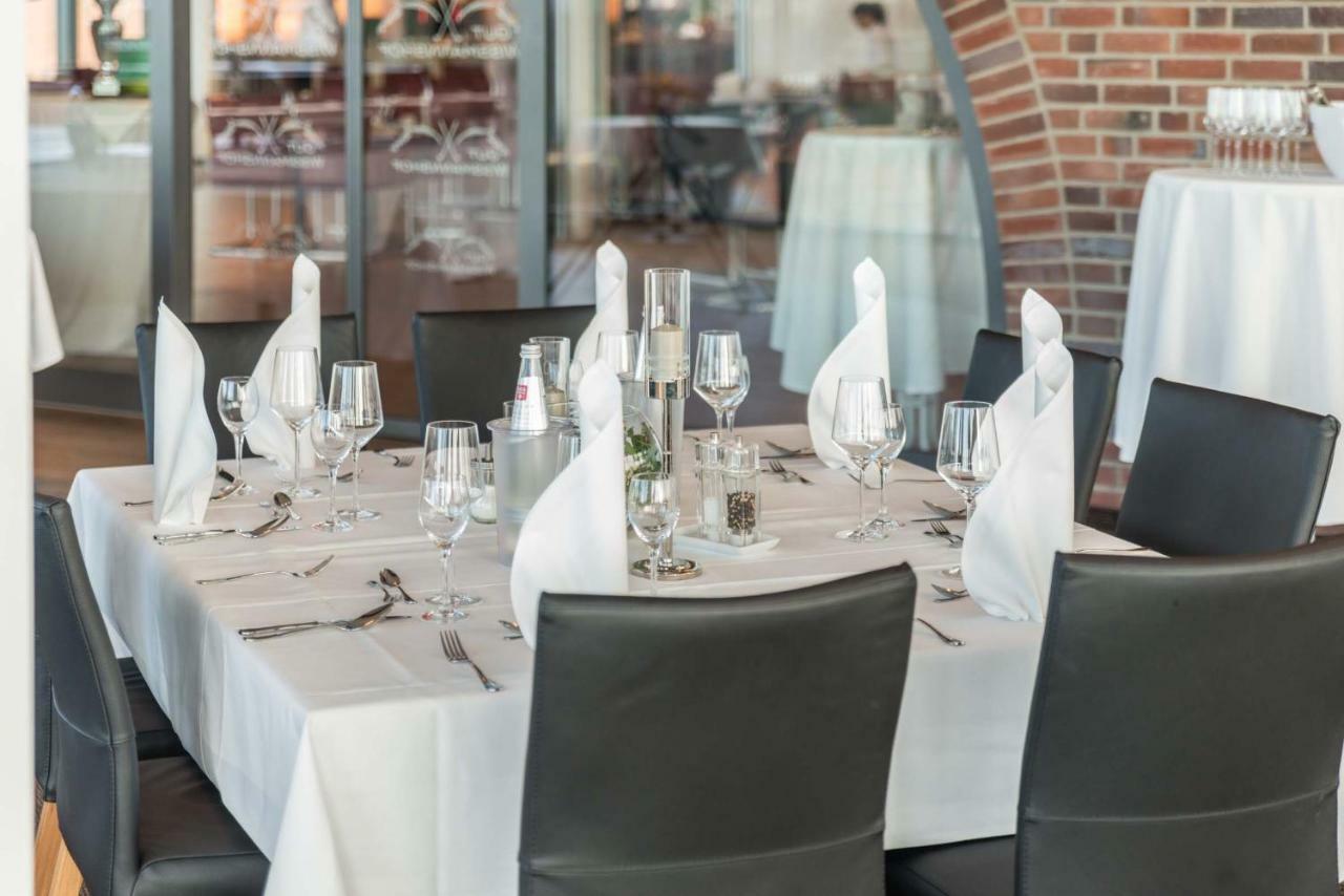 Hotel & Golfrestaurant Gut Wissmannshof Staufenberg  Екстериор снимка