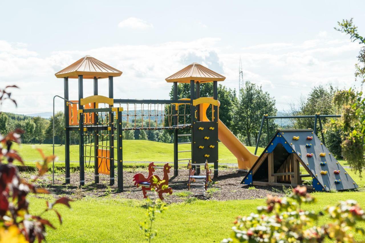 Hotel & Golfrestaurant Gut Wissmannshof Staufenberg  Екстериор снимка