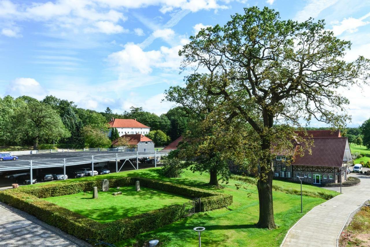 Hotel & Golfrestaurant Gut Wissmannshof Staufenberg  Екстериор снимка