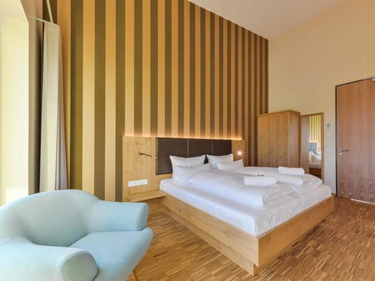 Hotel & Golfrestaurant Gut Wissmannshof Staufenberg  Екстериор снимка